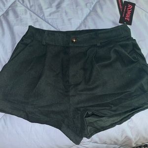 Green high waisted shorts